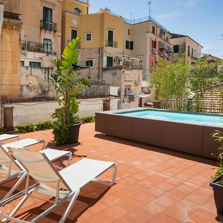 Couette-café Etrus Boutique