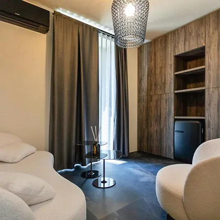 Couette-café Etrus Boutique 4*